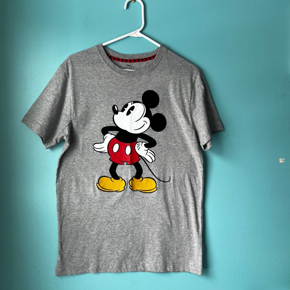 Disney Mickey Mouse Womens Size Medium T Shirt Top Gray Short Sleeve